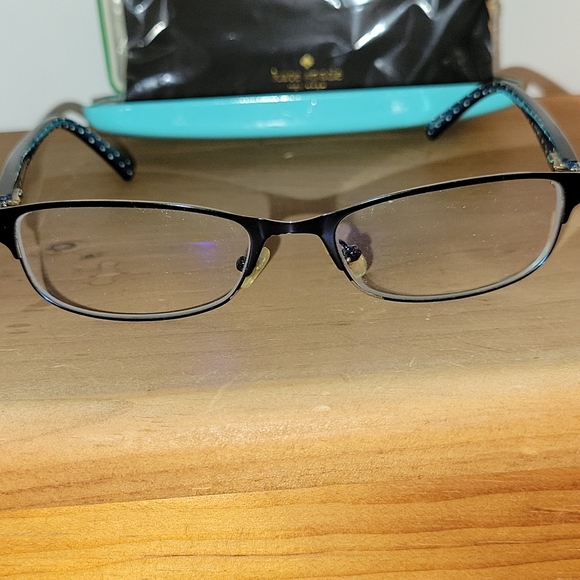 Kate Spade  "Ambrolette" style prescription glasses with case and cleaning cloth - Picture 6 of 6
